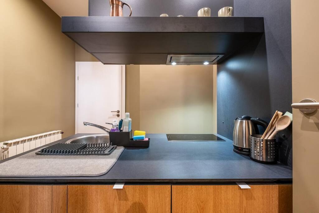 Stunning Luxury 3 Bedroom In The Heart Of Town Apartament Sofia