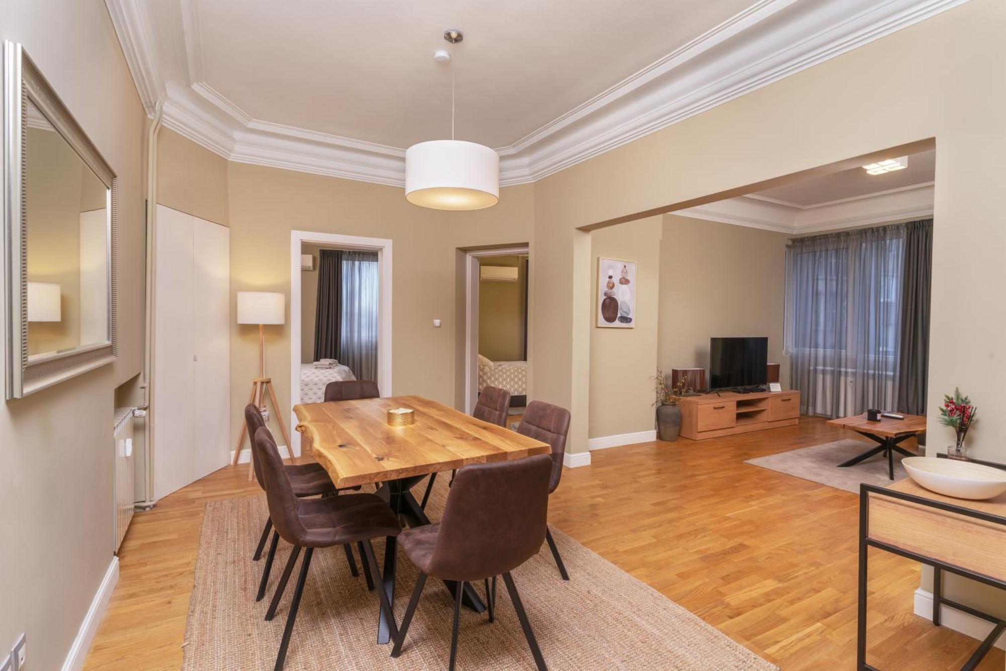 Stunning Luxury 3 Bedroom In The Heart Of Town * Sofia