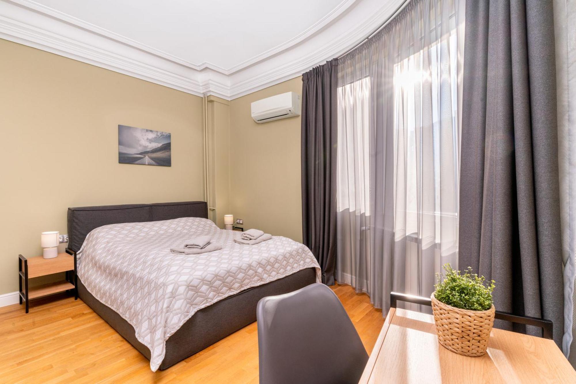 Stunning Luxury 3 Bedroom In The Heart Of Town * Sofia