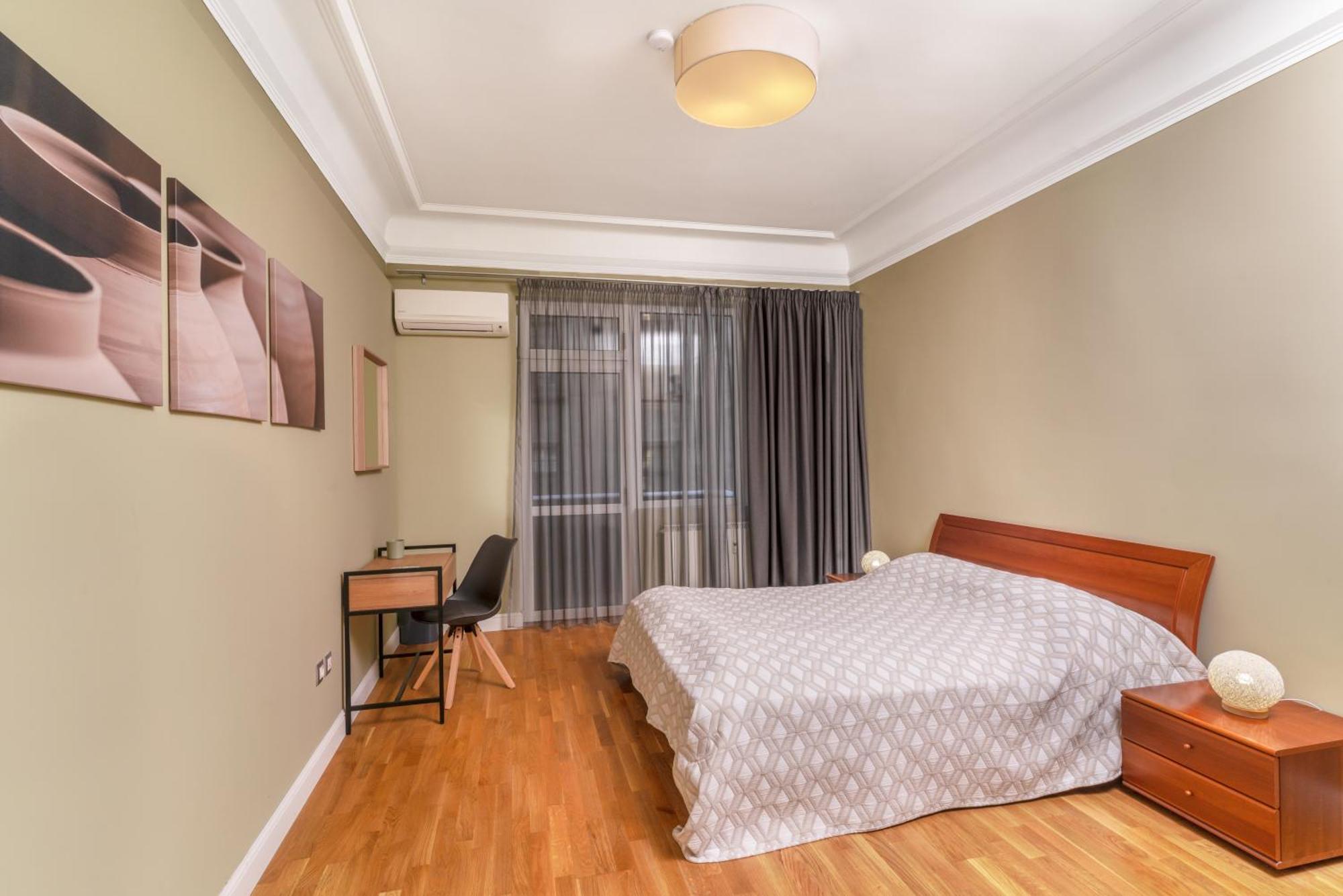 Stunning Luxury 3 Bedroom In The Heart Of Town * Sofia