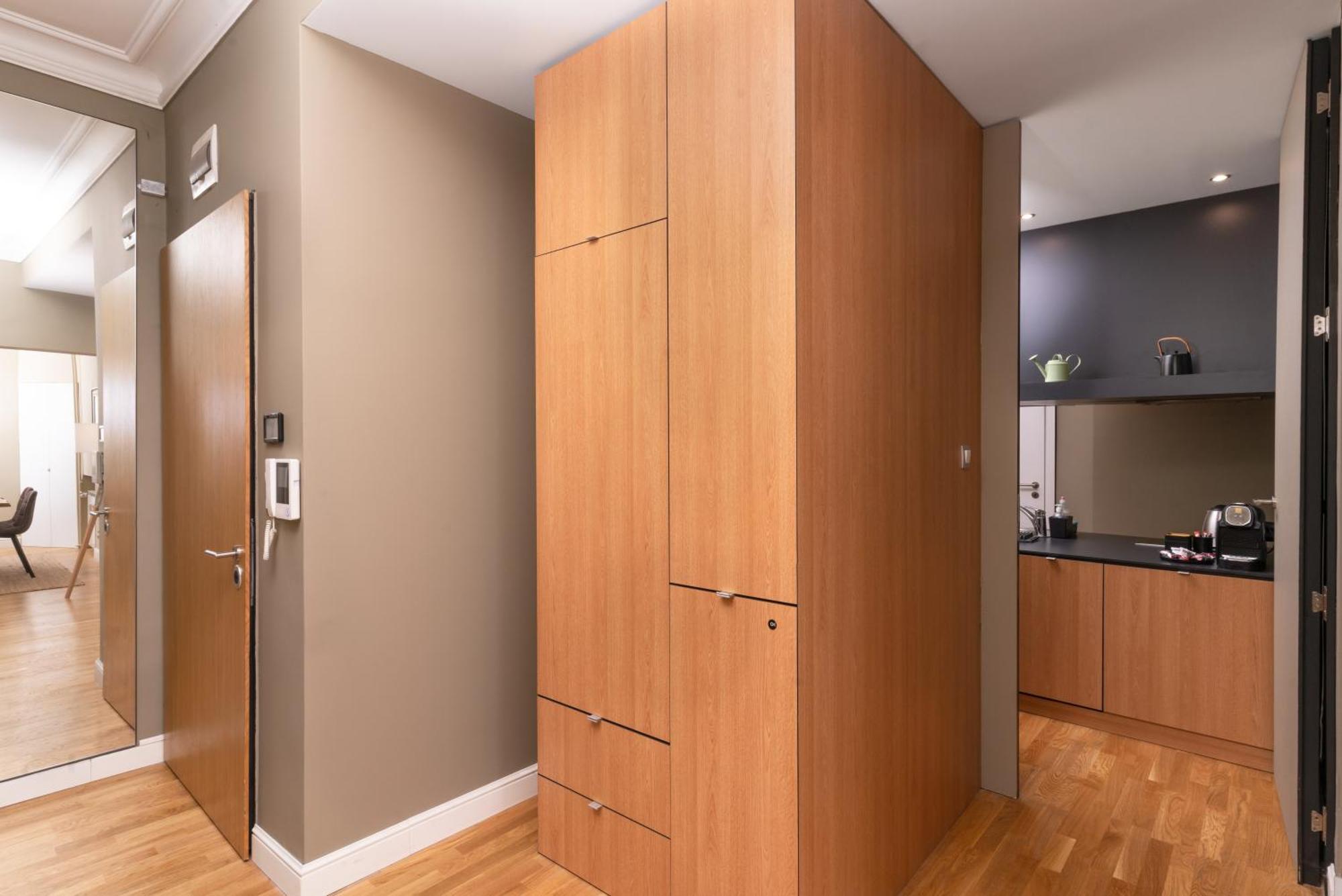 Stunning Luxury 3 Bedroom In The Heart Of Town Sofia